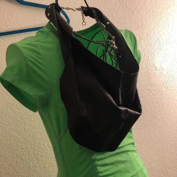 Leather scarf with octopus charm - Picture 3 of 7